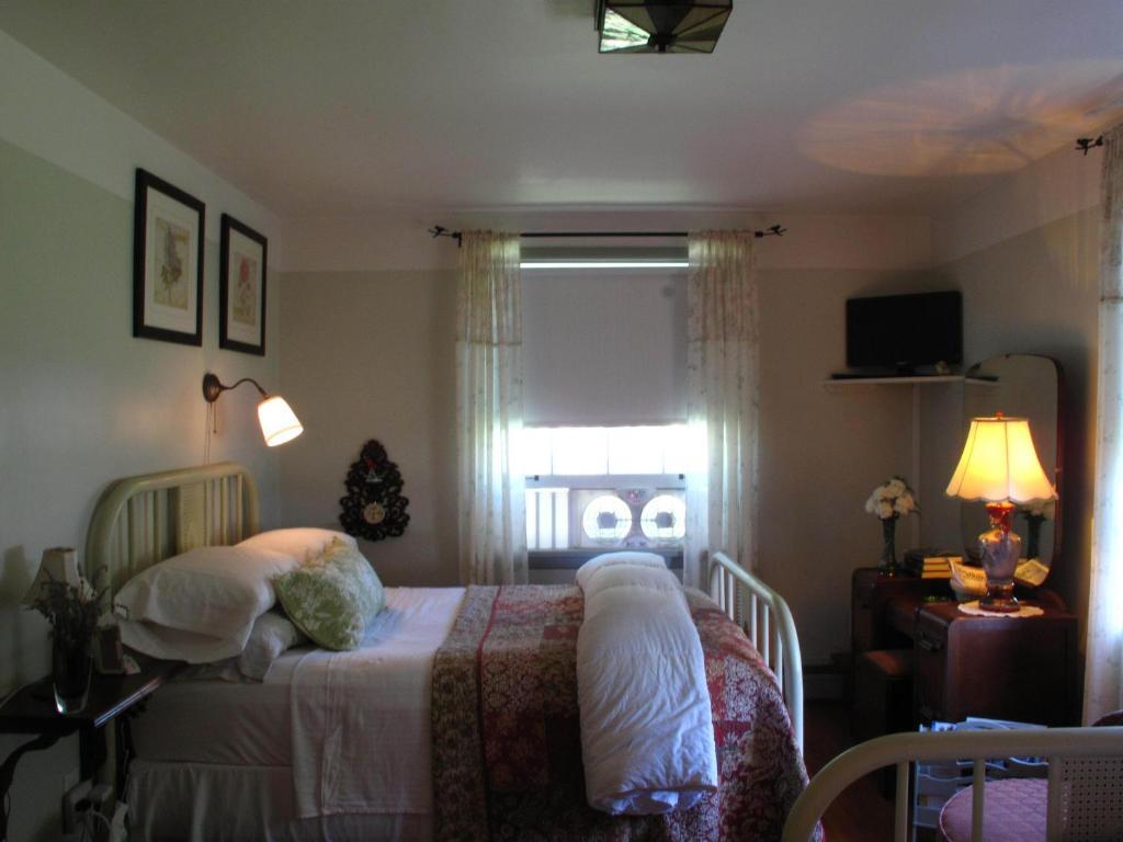 Omstead'S On Erie B&B Wheatley Rom bilde